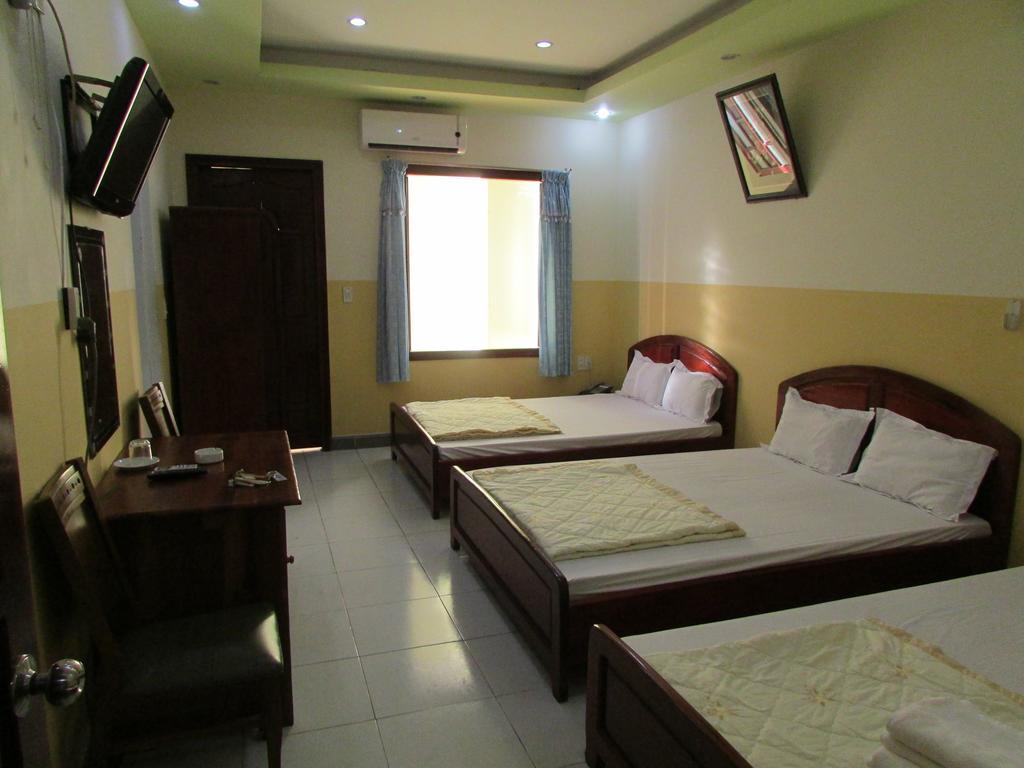 Hung Thinh Hotel クイニョン エクステリア 写真